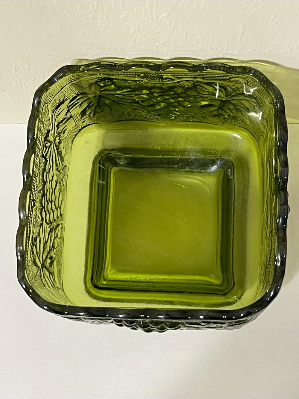 Indiana Glass Pedestal Square Bowl Vase Green Candy Dish Grapes Leaves Scalloped